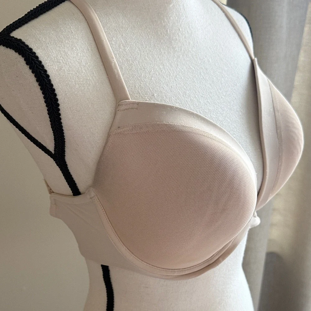 Le Mystere Nude 6 Ways to Wear Plunge Push-Up Bra - Women Intimates 36DD (E)